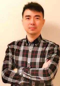 邱晗